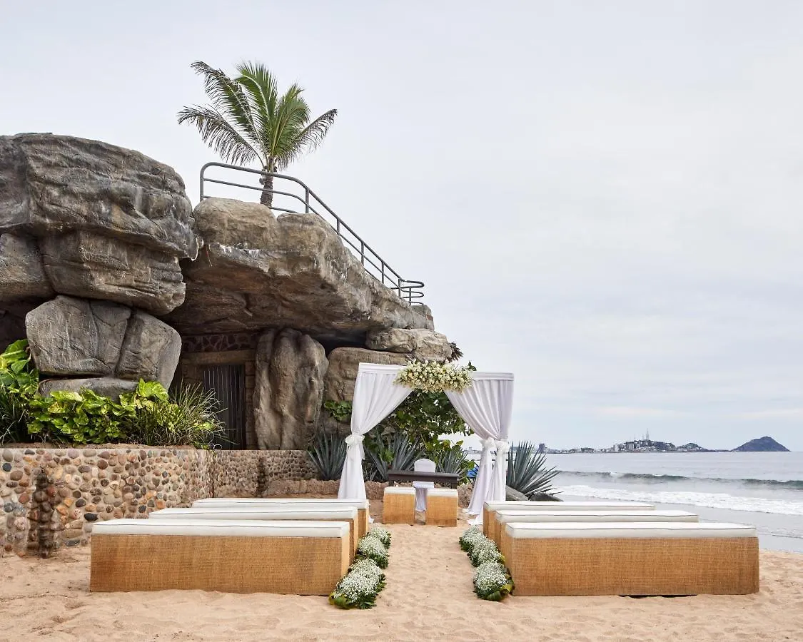 *** Resort Hotel Playa Mazatlan Mexico